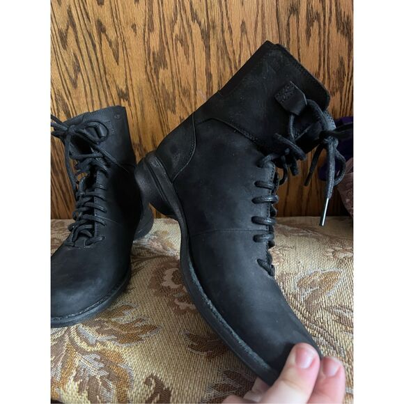 Merrell Black Boots Woman’s Size 8 - Picture 3 of 11